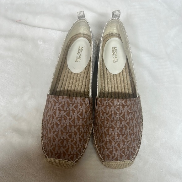 NWOT Michael Kors Lenny Signature Logo Jacquard Slip-On Espadrilles Size 9 - Picture 1 of 12